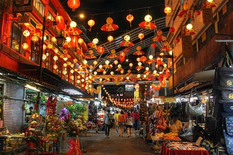 Khu phố người Hoa ở Quận 5 Hồ Chí Minh