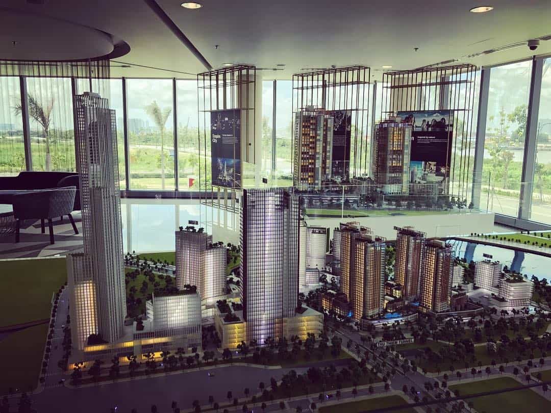 Sa bàn nhà mẫu dự án Empire City