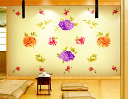 Vẽ hoa trên tường nhà