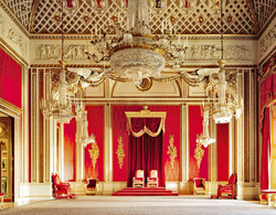 Cung điện Buckingham lộng lẫy trước ngày cưới của Hoàng tử Anh