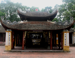 Làng cổ Triều Khúc