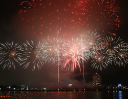 Đại tiệc pháo hoa trên sông Hàn