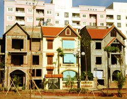 Nhà, đất ở Hà Nội tăng giá chóng mặt vì tin đồn