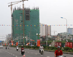 Giá đất dọc đường Lê Văn Lương nhấp nhổm tăng