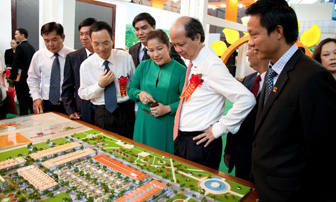 Hơn 1000 gian hàng tại triển lãm VietBuild Hà Nội 2012