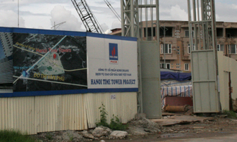 Hanoi Time Tower: Giao dịch đóng băng, chủ đầu tư tránh mặt