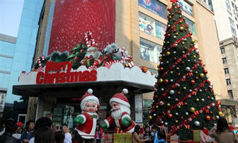 Có một Hà Nội thật khác trước đêm Noel