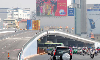 TP Hồ Chí Minh: Chuẩn bị khởi công 3 cầu vượt thép
