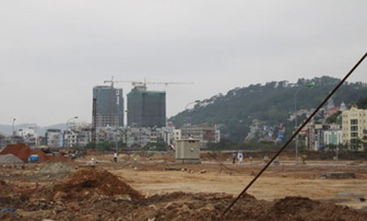 Quảng Ninh: Rút giấy phép 36 dự án, “thổi còi” 21 dự án
