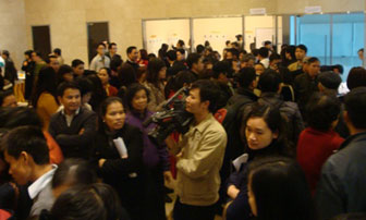 Bị “ép” tham dự hội nghị, dân Keangnam phản đối