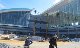 Nâng cấp sân bay Đà Nẵng: Sếp về, mới “hối hả” xây