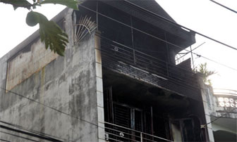 Cháy nhà 4 tầng một thanh niên tử nạn