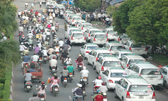 Hà Nội: Ngày mai, thêm 2 tuyến phố cấm taxi, xe khách 
