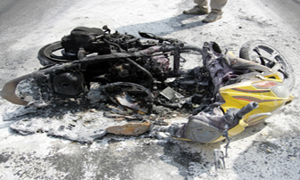 Thêm xe máy Yamaha đột ngột bốc cháy trên đường