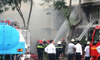 TP.HCM: Cháy lớn tại khu đô thị Phú Mỹ Hưng