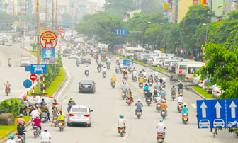 Hà Nội: Tiếp tục phân làn đường, hạn chế phương tiện cá nhân