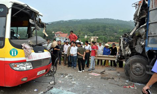 TNGT thảm khốc ở Quảng Ninh, 1 người ngoại quốc tử nạn