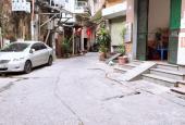 Cần bán gấp nhà lô phố Hồng Hà DT thực 65m2 - ô tô đỗ cổng