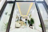 Bán nhanh nhà đầu ngõ Lý Nam Đế, giá 22 tỷ, 78m2x5T, ô tô đỗ