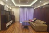 Cho thuê căn hộ tầng cao 3 phòng ngủ Vinhomes Nguyễn Chí Thanh đủ nội thất