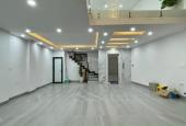 Cần bán nhà MP Cầu Đất, giá 15 tỷ, 52m2 x 3T, vỉa hè rộng, KD tốt