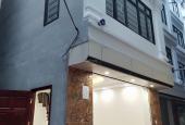 Chính chủ cần bán nhà phố Trần Cung, Cầu Giấy dt 35 m2 x 5 t mới tinh ô tô cách 80 m
