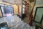 Bán nhà Tam Trinh, Yên Sở Hoàng Mai, nhà mới đẹp long lanh, ngõ ô tô phi. 40 m2, 3,79 tỷ LH: 09641