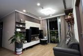 Cần bán căn 3 ngủ view nội khu bể bơi, đầy đủ đồ ở Vinhomes gardenia Mỹ Đình, Lh 09324381812
