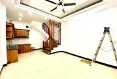 Bán nhà riêng tại Đường Lĩnh Nam, Phường Lĩnh Nam, Hoàng Mai, Hà Nội diện tích 30m2 giá 3.73 Tỷ
