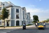 Biệt thự khu compound Nguyễn Xiển – Long Phước, DT 200m2, 4 tầng, kế hồ sen súng giá 25 tỷ