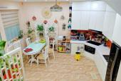 Ảnh thật bán nhà Hàn Thuyên, lô góc, 10m ra phố, 5 tầng, MT 4,5m, nhỉnh 6 tỷ