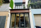 Cho thuê nhà mặt tiền đường quận Tân Bình, nhà nở hậu, 3 tầng, 6 phòng