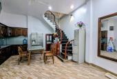 Cần bán nhà phố Nguyễn Quý Đức 40m 5 tầng, mặt tiền 6,2m giá 7,99 tỷ ô tô đỗ cửa