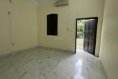 Cho thuê nhà riêng Nguyễn Xiển, 50 m2 x 4.5 tầng, ngõ 2 oto tránh nhau