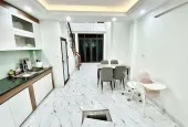 Nhà đẹp 5 tầng, diện tích 38m2 mặt tiền 4m, giá 6.15 tỷ đường Ngọc Hồi, Tứ Hiệp