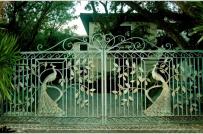 Những cánh cổng độc đáo tôn lên vẻ đẹp của ngôi nhà