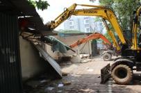 Người dân đã tự dỡ nhà xây không phép