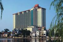 Hàng loạt khách sạn 5 sao được mua đi bán lại