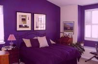 Phòng ngủ cổ điển với gam màu tím