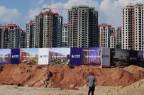 Các thành phố của Trung Quốc tìm cách hạ nhiệt thị trường địa ốc
