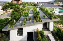 Căn nhà có vườn cây trên mái độc đáo ở Nha Trang