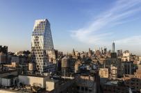Tòa nhà độc đáo hình đa giác dốc trượt ở Manhattan
