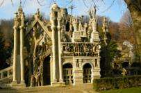 Palais Ideal - Lâu đài kỳ quái nhất thế giới