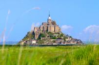 Kiến trúc Trung cổ trên hòn đảo đẹp nhất nước Pháp
