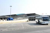 Sân bay quốc tế Đà Nẵng vừa khánh thành đã dột