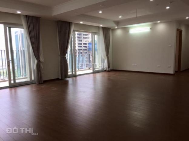 Cho thuê căn hộ chung cư N04 Trần Duy Hưng, 155m2, 3 phòng ngủ, 18 triệu/th. LH: 01266189379 3877356