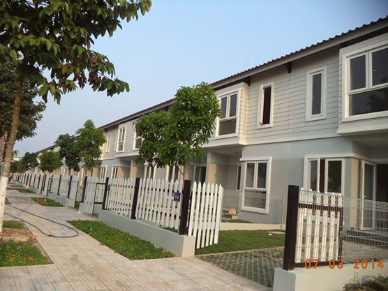 Cho thuê nhà, khu biệt thự Tiamo, 2PN, nhà mới xây, có sân xe ô tô, giá 6 triệu/tháng 6383408