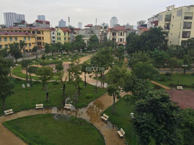 Bán nhà Trần Quang Diệu, mặt công viên, thích hợp làm văn phòng, 80m2 x 9 tầng, giá 22 tỷ 6658294