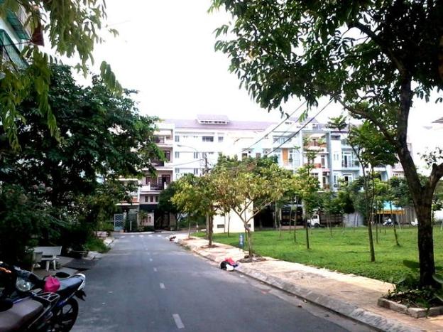 Bán đất đường 19 sát cầu Bình Lợi ra Phạm Văn Đồng 100m, DT 4,6x18,6m XD tự do 6880194