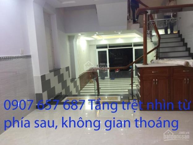 Bán nhà phố đường số Phạm Hữu Lầu, DT 280m2, 4 phòng ngủ, phòng thờ, sân thượng, sân phơi 7064744